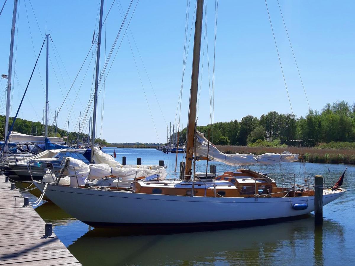 Urlaub Auf Der Insel Ruegen Apartment Берген на Рюген Екстериор снимка