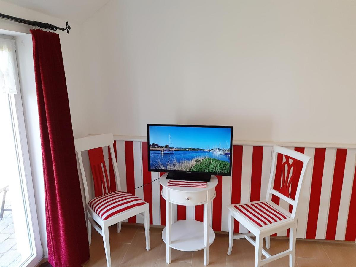 Urlaub Auf Der Insel Ruegen Apartment Берген на Рюген Екстериор снимка