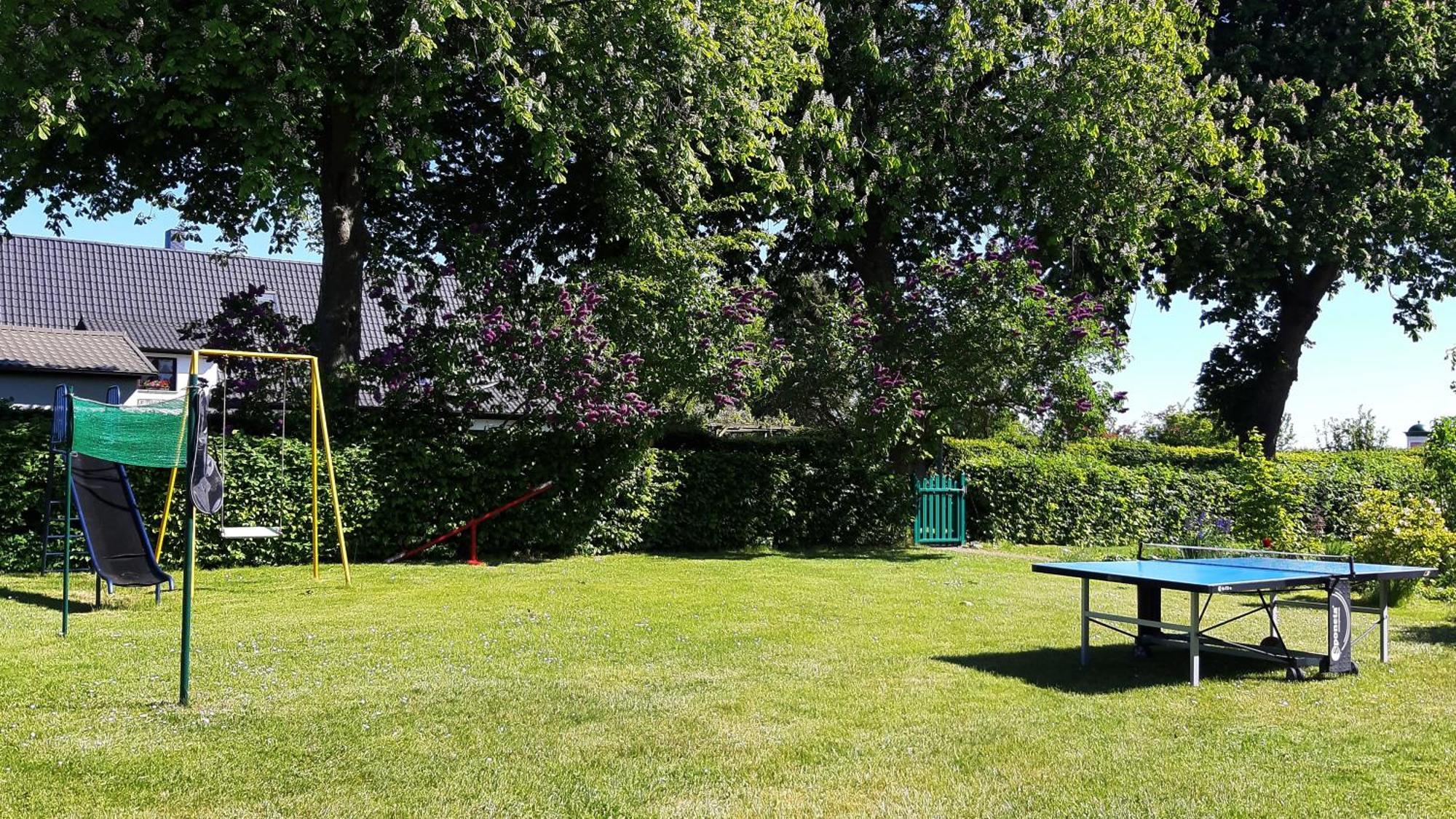 Urlaub Auf Der Insel Ruegen Apartment Берген на Рюген Стая снимка